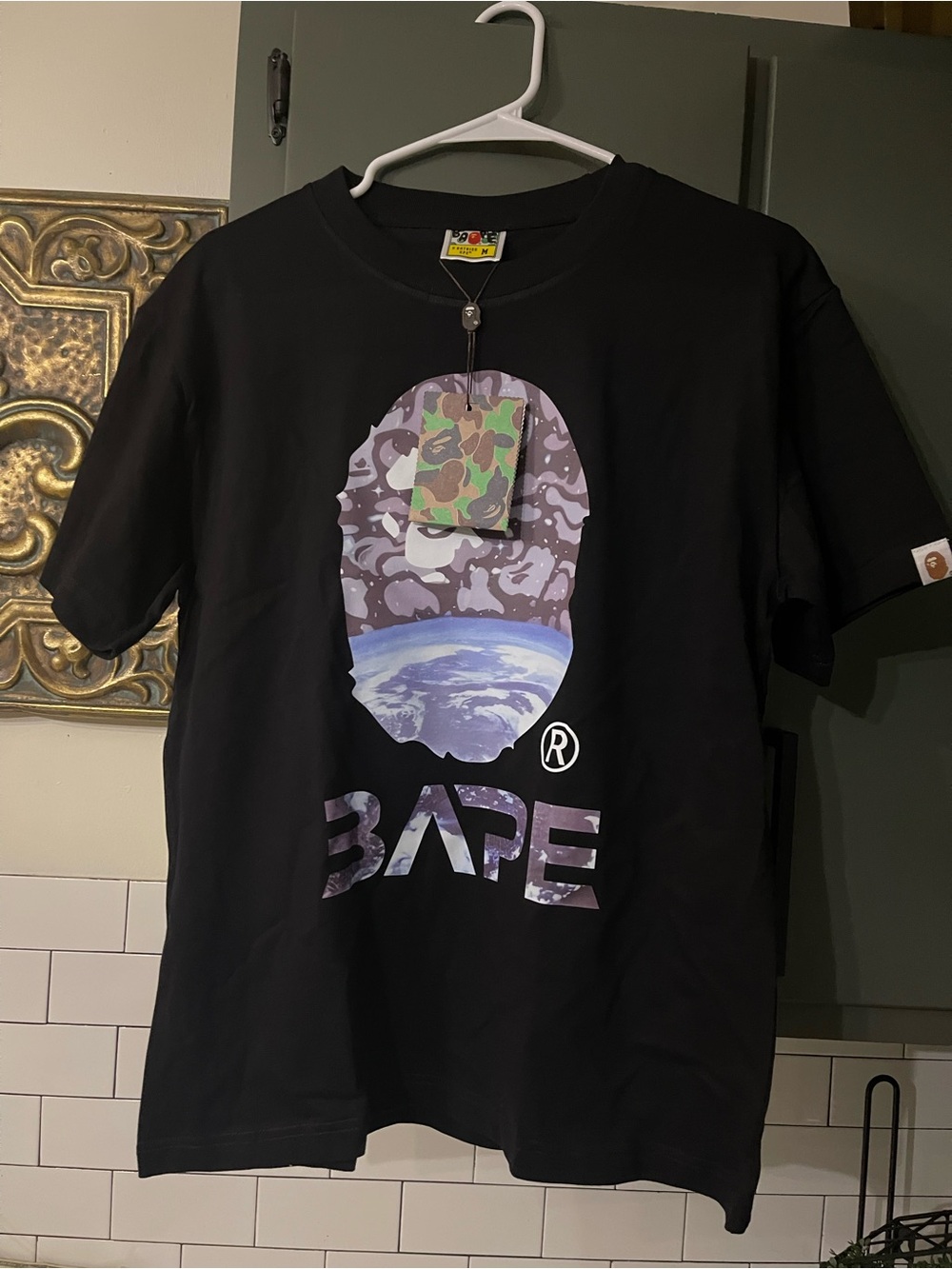 Men’s Graphic Design Tee Size S.